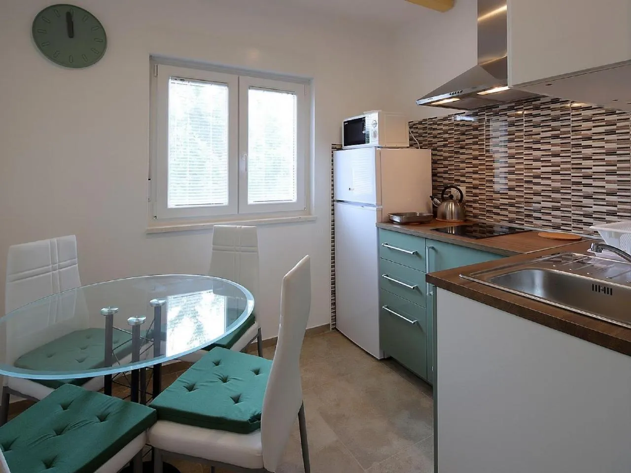 Picturesque Apartment In Ilo With Balcony Silo